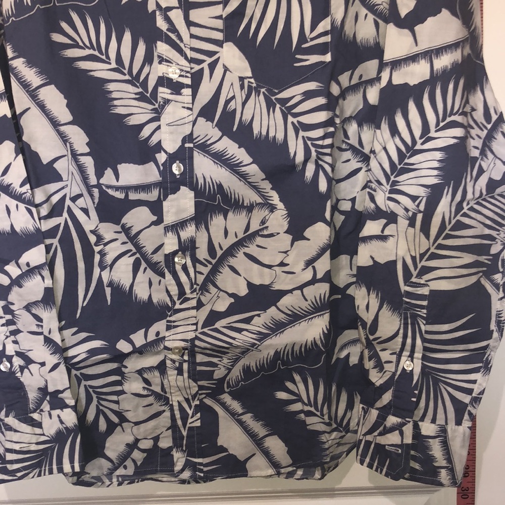 AEO BUTTON DOWN SHIRT - Picture 4 of 7